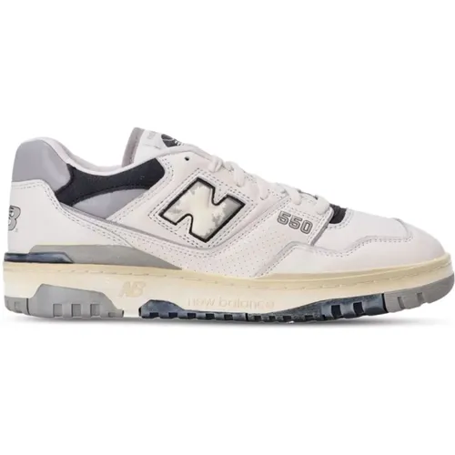 Sneakers 550 with Contrast Inserts , male, Sizes: 11 1/2 UK, 9 UK, 7 1/2 UK, 11 UK, 9 1/2 UK, 12 UK, 6 UK, 8 1/2 UK, 6 1/2 UK, 10 UK - New Balance - Modalova