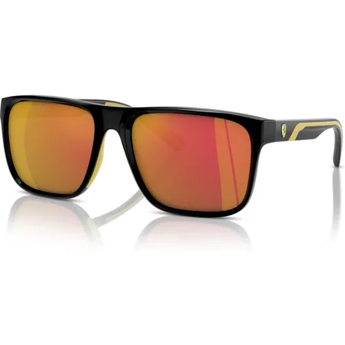 Square Sunglasses Red Mirrored Lenses , male, Sizes: 59 MM - Ferrari - Modalova