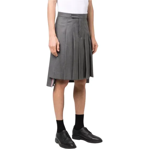 Classic Rise Backstrap Knee Length Skirt , male, Sizes: XL - Thom Browne - Modalova