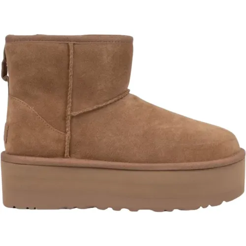 Classic Mini Platform Boots , female, Sizes: 7 UK, 5 UK, 6 UK, 8 UK, 9 UK, 4 UK, 3 UK - Ugg - Modalova