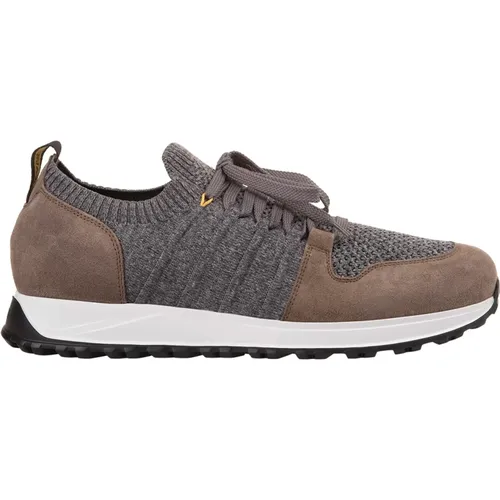 Lightweight Grey and Sneakers , male, Sizes: 8 UK, 7 1/2 UK, 9 UK, 10 UK, 11 UK, 8 1/2 UK, 9 1/2 UK, 7 UK - Doucal's - Modalova