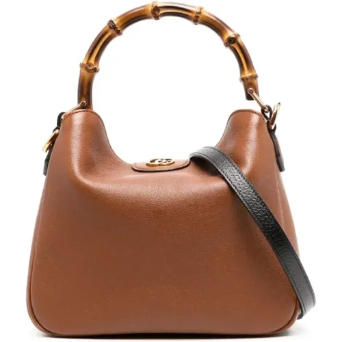 Small Diana leather shoulder bag , female, Sizes: ONE SIZE - Gucci - Modalova