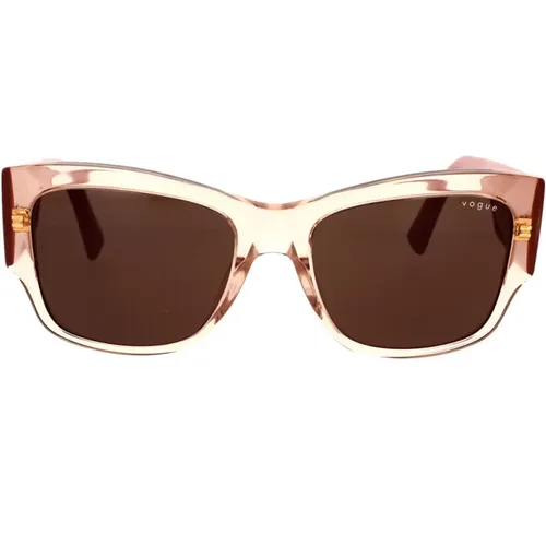 Quadratische Sonnenbrille in transparentem Pfirsich mit dunkelbraunen Gläsern,Quadratische Sonnenbrille - Moderne Eleganz - Vogue - Modalova