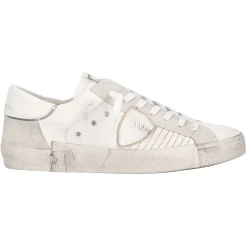 Distressed White Low-Top Skate Sneakers , Herren, Größe: 40 EU - Philippe Model - Modalova