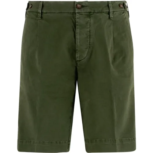Grüne Bermuda Shorts Slim Fit , Herren, Größe: W38 - Re-Hash - Modalova