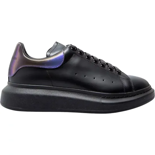 Iridescent Oversized Sneaker Limited Edition , male, Sizes: 6 UK, 8 UK - alexander mcqueen - Modalova