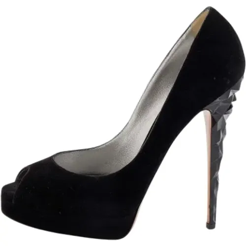 Pre-owned Suede heels , female, Sizes: 7 UK - Casadei Pre-owned - Modalova