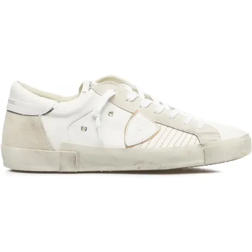 Italian Made Sneakers with Contrasting Heel Detail , male, Sizes: 7 UK, 10 UK, 6 UK, 8 UK - Philippe Model - Modalova