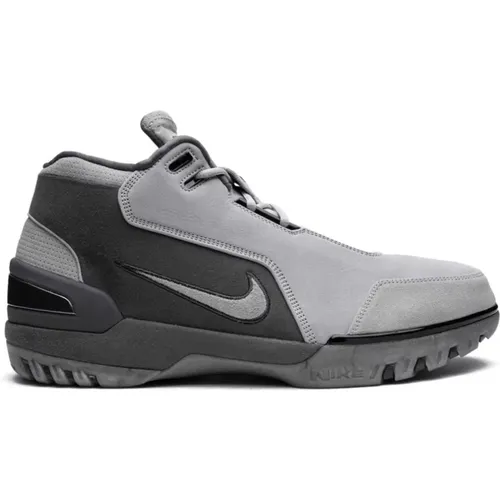 Dark Grey Air Zoom Generation Sneakers , male, Sizes: 8 1/2 UK, 10 UK - Nike - Modalova