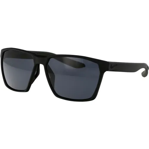 Stylische Maverick Sonnenbrille für den Sommer - Nike - Modalova
