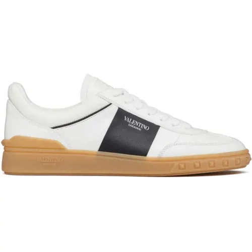 White Sneakers Classic Style , male, Sizes: 9 UK, 8 1/2 UK, 11 UK, 9 1/2 UK, 6 UK, 10 UK, 7 UK, 8 UK - Valentino Garavani - Modalova