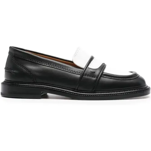 Schwarz Weiß Leder Loafers , Damen, Größe: 38 EU - Maison Kitsuné - Modalova