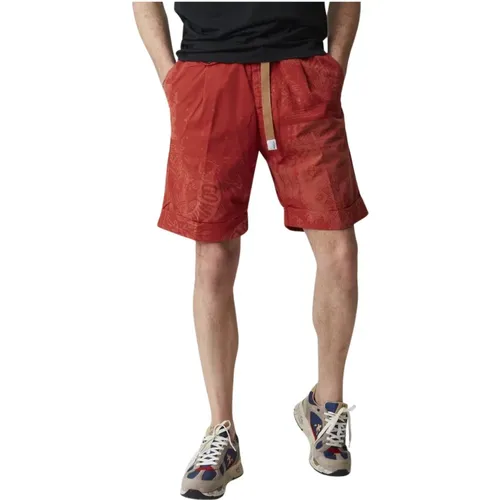 Stylish Bermuda Shorts , male, Sizes: S - White Sand - Modalova