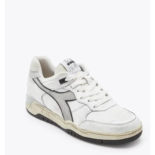 B.560 Used Sneakers - Retro-inspired Silhouette , female, Sizes: 11 UK, 9 1/2 UK, 11 1/2 UK, 12 UK, 7 1/2 UK - Diadora - Modalova