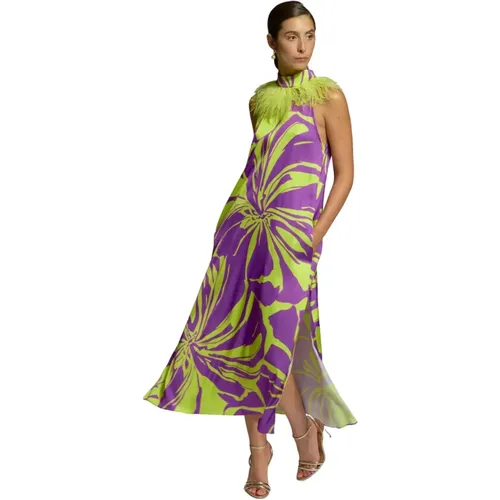 Lima Feather Maxi Dress , female, Sizes: 3XL - Moskada - Modalova