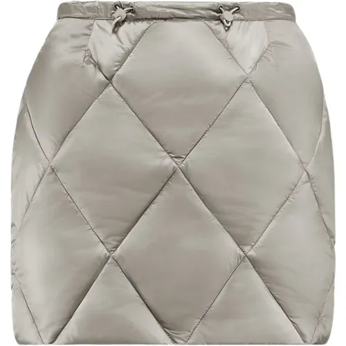 Short Quilted Nylon Skirt , female, Sizes: L, S, XL, M - BomBoogie - Modalova