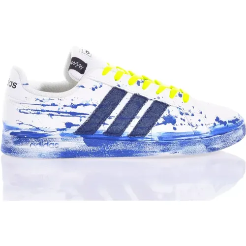 Handgemachte Weiße Blaue Sneakers , Herren, Größe: 36 EU - Adidas - Modalova