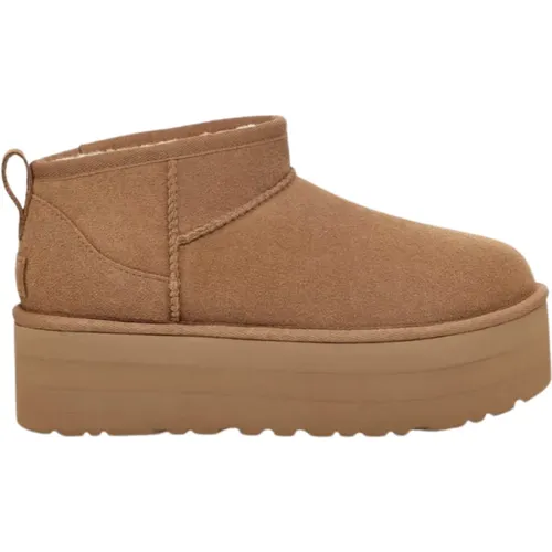 Klassische Ultra Mini Platform - Kastanie , Damen, Größe: 37 EU - Ugg - Modalova