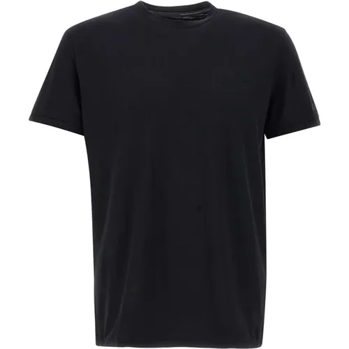 Men`s Stylish T-Shirt Collection , male, Sizes: L, 2XL, M, XL - RRD - Modalova
