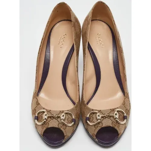 Pre-owned Canvas heels , female, Sizes: 7 1/2 UK - Gucci Vintage - Modalova