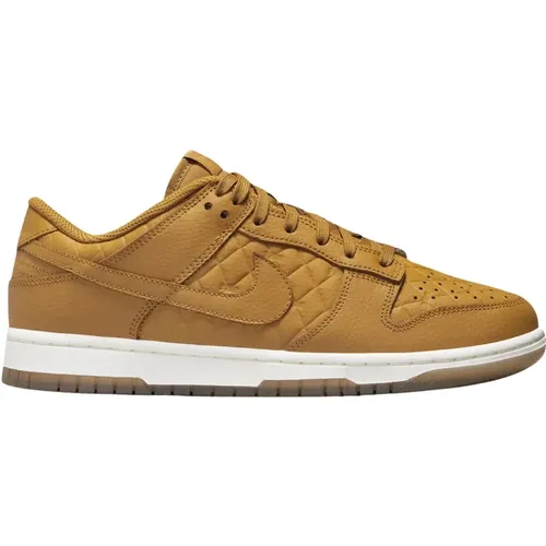 Limited Edition Quilted Wheat Sneakers , male, Sizes: 6 UK, 6 1/2 UK, 2 1/2 UK, 7 UK, 9 UK, 10 UK, 4 1/2 UK, 2 UK, 8 1/2 UK, 5 UK, 8 UK, 4 UK, 1 1/2 U - Nike - Modalova