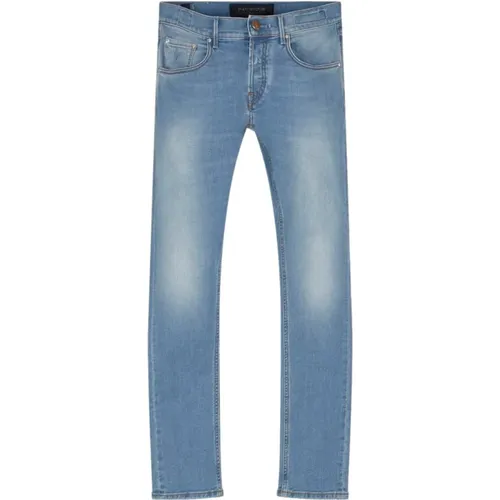 Classic Denim Jeans for Everyday Wear , male, Sizes: W30, W31, W33, W34, W32, W38, W36 - Hand Picked - Modalova