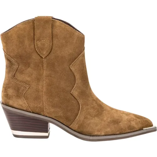 Stylish Leather Ankle Boots with Pointed Toe , female, Sizes: 3 UK, 4 UK - Alma en Pena - Modalova