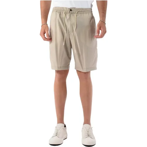 Wool Bermuda Shorts with Elastic Waist , male, Sizes: S - PT Torino - Modalova