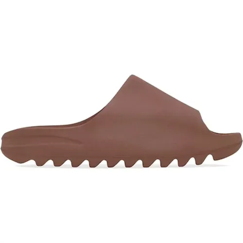 Yeezy Slide Flax Minimalist Style , male, Sizes: 10 1/2 UK, 8 UK, 6 1/2 UK, 4 UK, 17 UK, 3 UK, 9 UK, 5 UK, 12 UK - Adidas - Modalova