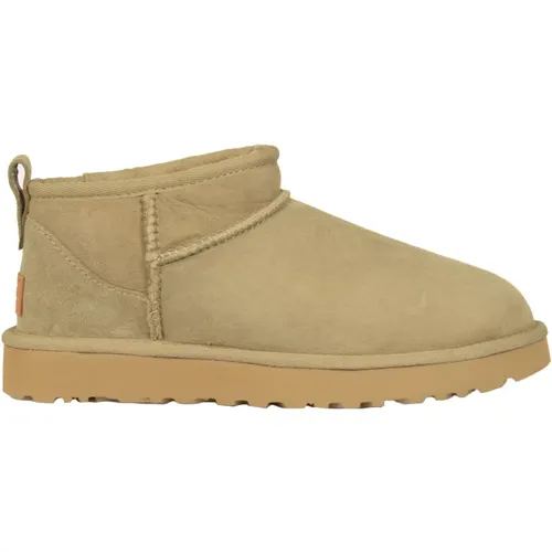 Classic Ultra Mini Winter Boots , female, Sizes: 7 UK, 5 UK, 4 UK, 6 UK, 8 UK - Ugg - Modalova