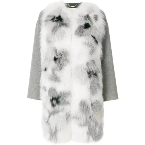 Gray Fur Trim Cashmere Coat Aw22 , female, Sizes: 2XS, XS - Fendi - Modalova