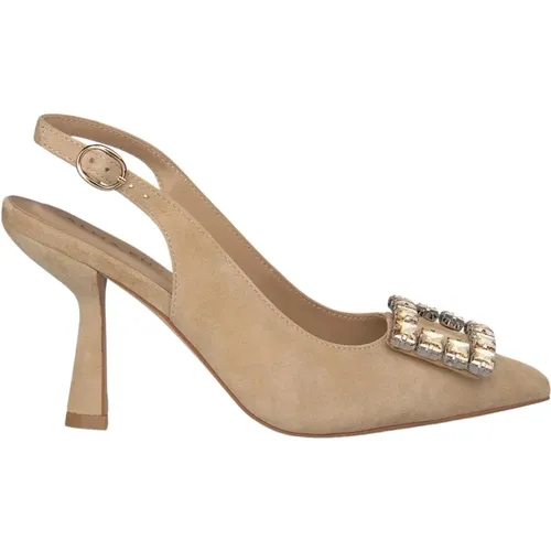 Square Brooch Heel Shoe , female, Sizes: 9 UK, 5 UK - Alma en Pena - Modalova