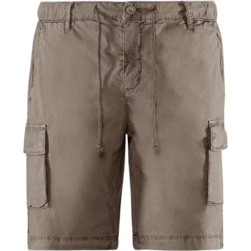 Comfy Cargo Bermudashorts , male, Sizes: XL, 2XL, 3XL, L, M, S - BomBoogie - Modalova