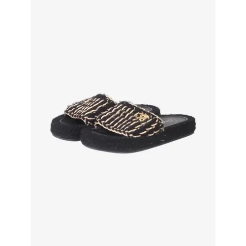 Pre-owned Fabric sandals , female, Sizes: 3 UK - Chanel Vintage - Modalova