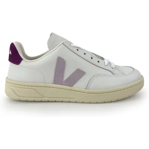 Weiße Sneaker mit Pinkem V und Magenta Ferse - Veja - Modalova