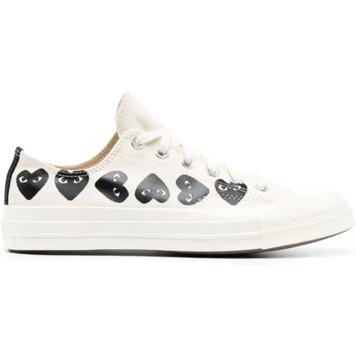 Heart Print Low-Top Sneakers , male, Sizes: 6 UK - Comme des Garçons Play - Modalova