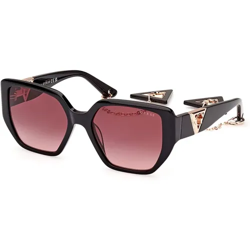 Stylische Sonnenbrille mit bordeauxfarbener Verlaufslinse , Damen, Größe: 55 MM - Guess - Modalova