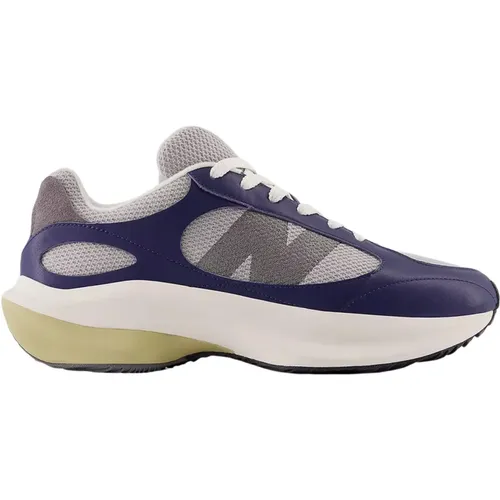 Warped Runner Unisex Schuhe , Herren, Größe: 46 1/2 EU - New Balance - Modalova