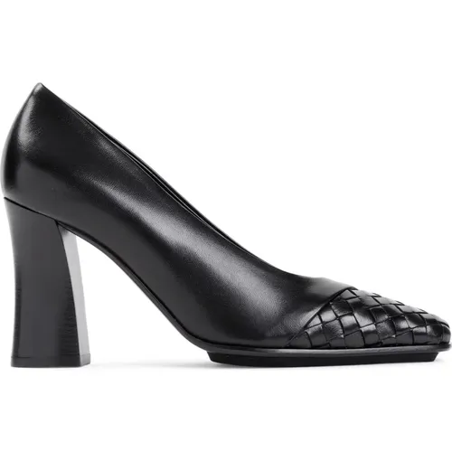 Leather Pumps for Women , female, Sizes: 6 UK, 7 UK, 6 1/2 UK, 5 1/2 UK, 4 1/2 UK - Bottega Veneta - Modalova