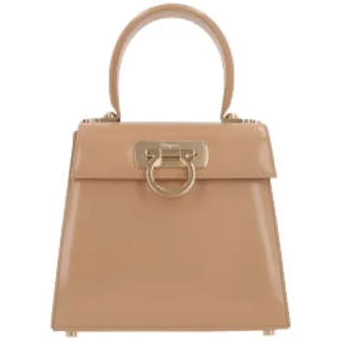 Brushed Leather Handbag with Gold Hardware , female, Sizes: ONE SIZE - Salvatore Ferragamo - Modalova