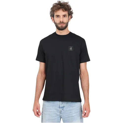 Schwarzes T-Shirt mit kurzem Ärmel und Logo-Patch , Herren, Größe: S - Armani Exchange - Modalova