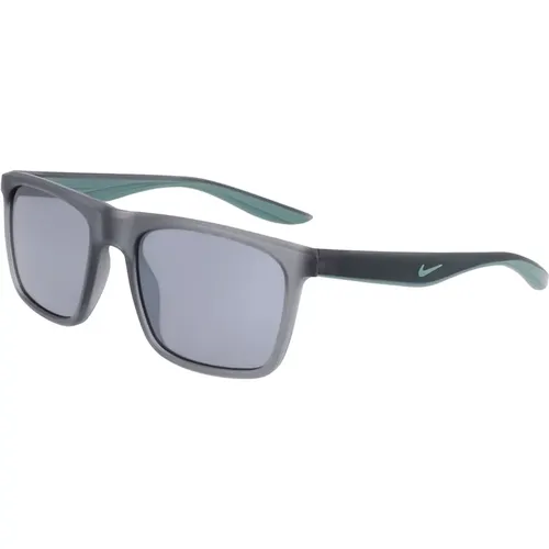 Sonnenbrille Chak Dz7372 Farbe 021 , Herren, Größe: 54 MM - Nike - Modalova