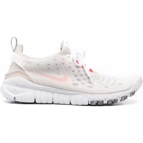 Trail Crater Sneakers in Weiß/Orange-Cream II - Nike - Modalova
