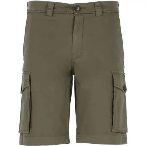 Grüne Cargo Bermuda Shorts,Tasche Grüne Shorts - Woolrich - Modalova