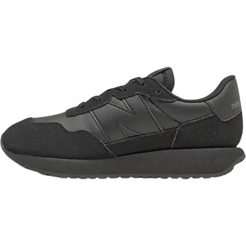 Kids , female, Sizes: 2 1/2 UK, 3 UK - New Balance - Modalova