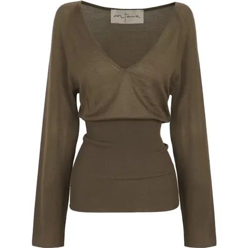 V-Ausschnitt Kaschmir Top in Khaki - Cortana - Modalova