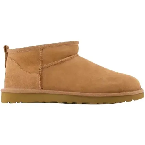 Leather boots , male, Sizes: 6 UK, 8 UK, 7 UK, 10 UK, 11 UK, 9 UK - Ugg - Modalova