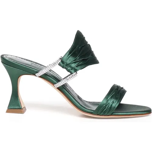 Satin Mule Sandals with Crystal Buckles , female, Sizes: 5 UK, 7 UK - Manolo Blahnik - Modalova