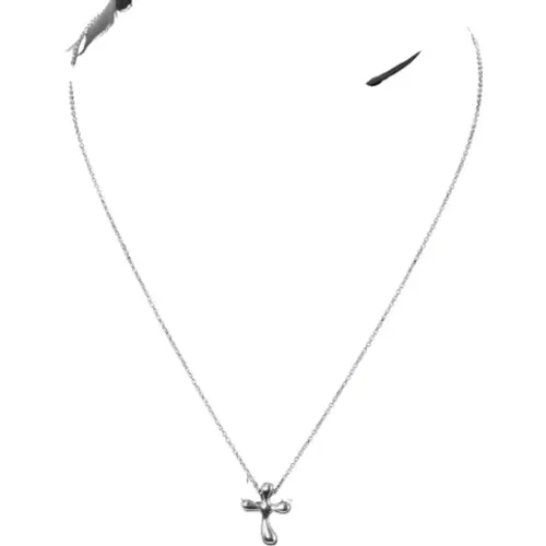 Silver Metal Cross Necklace by Tiffany & Co. , female, Sizes: ONE SIZE - Tiffany & Co. Pre-owned - Modalova