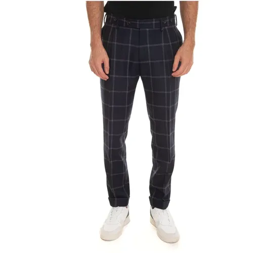 Checkered Chino with Tailoring Vent , male, Sizes: XL, 2XL - Berwich - Modalova